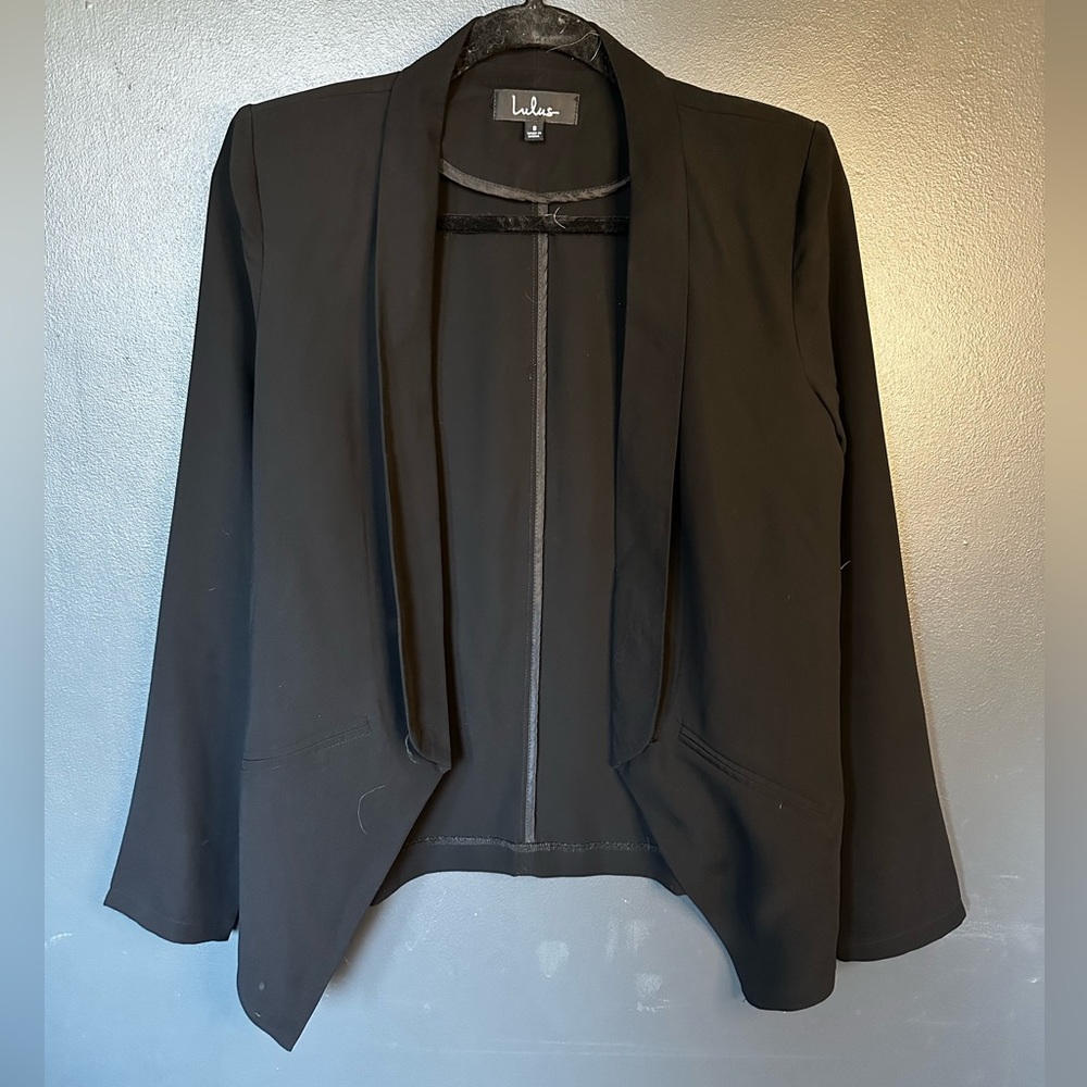 Lulus stretchy black blazer